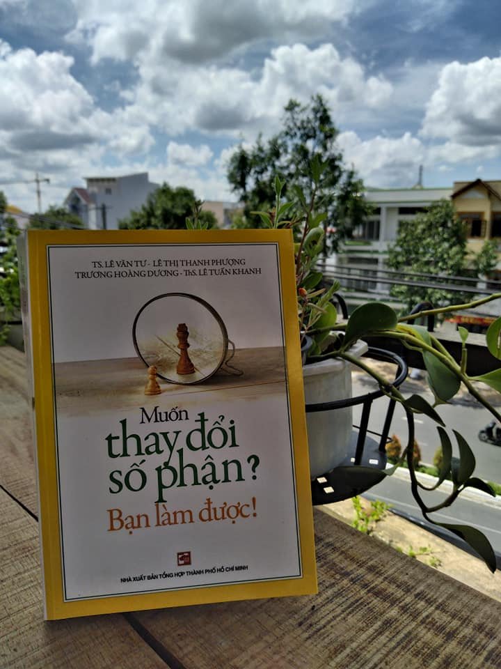 lam-gi-khi-moi-diem-tua-deu-matlao-gia-nga-bay-sai-gon