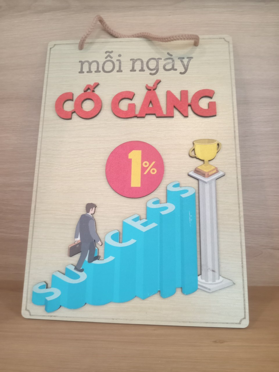 moi-ngay-hay-co-gang-them-1lao-gia-nga-bay-sai-gon